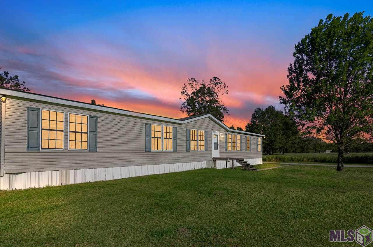 11810 Parkland Dr - Photo 1