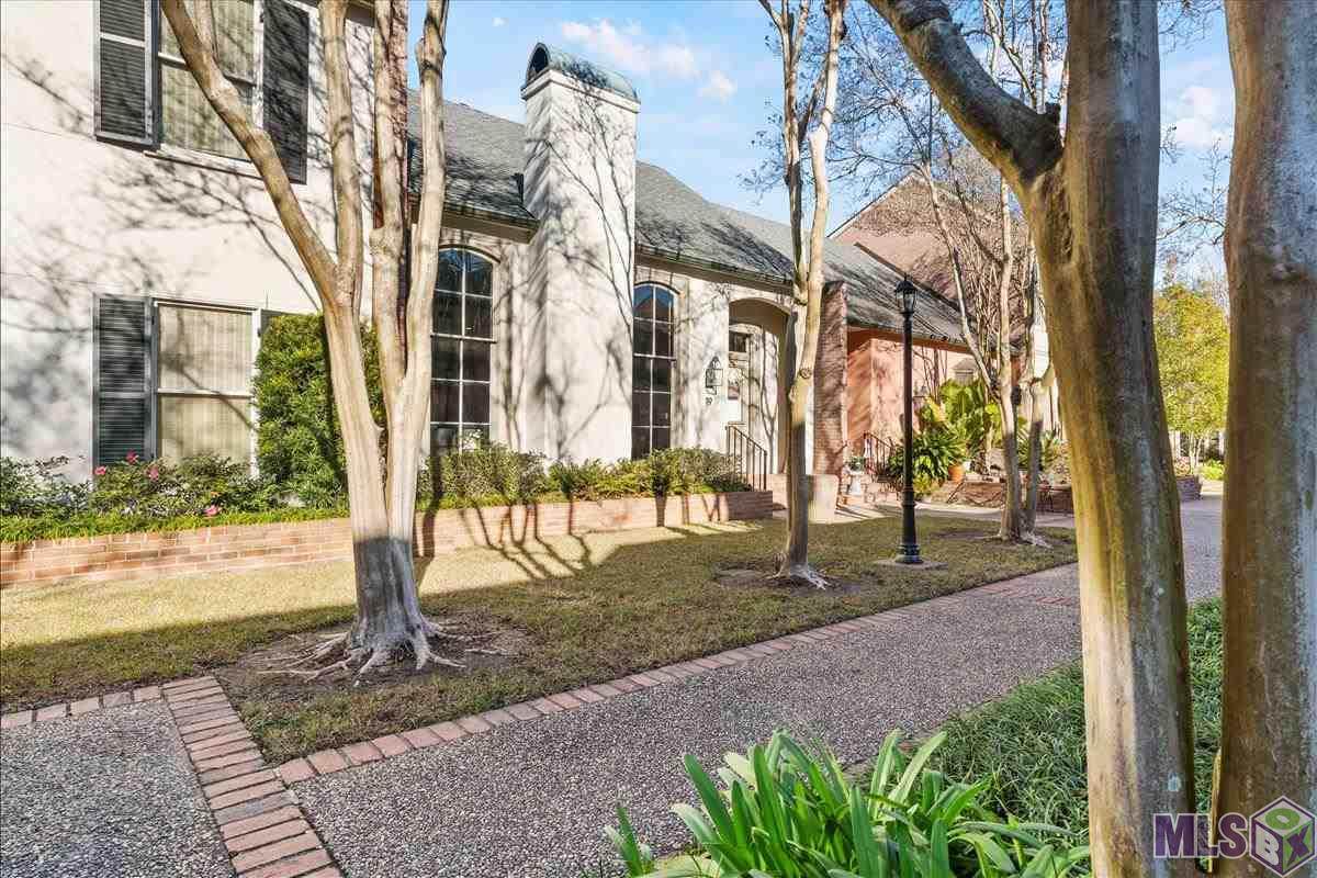 19 Jamestowne Ct - Photo 1