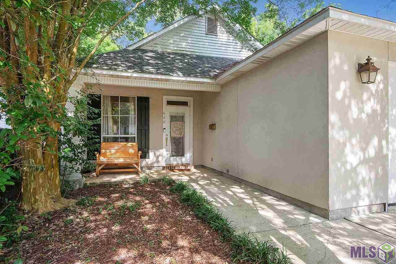 620 Moore St - Photo 1