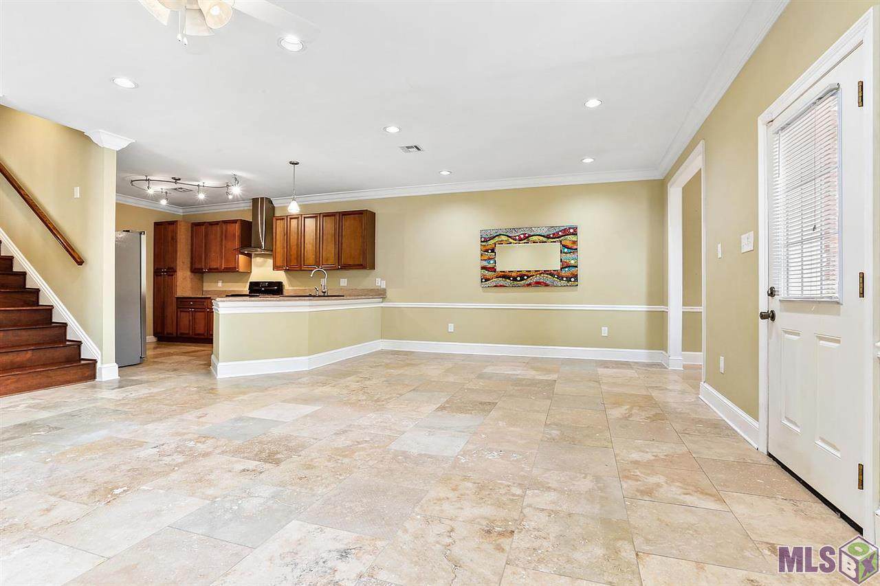7031 Fleur De Lis Dr - Photo 1
