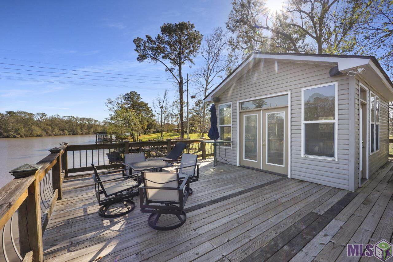 17506 Summerfield Rd North - Photo 1