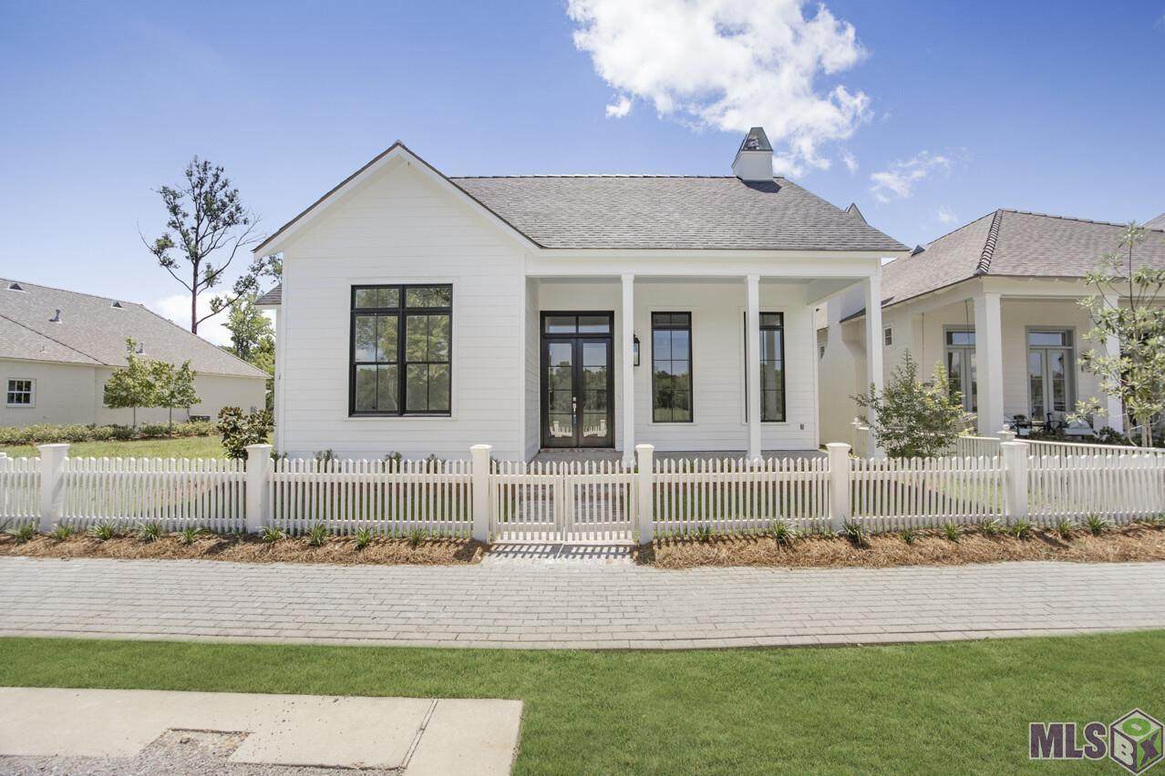 3064 Pointe-Marie Dr - Photo 1