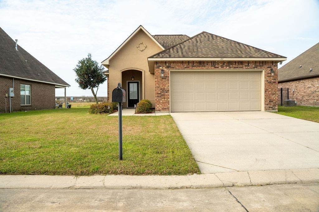 166 Chestnut Ridge Drive - Photo 1