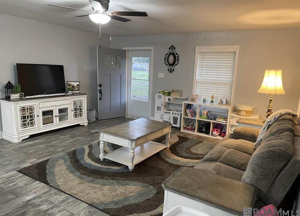 19077 Willie Ln - Photo 1