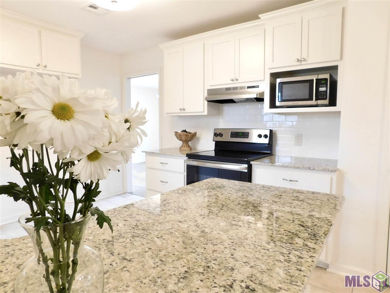 8031 Green Acres Dr - Photo 1