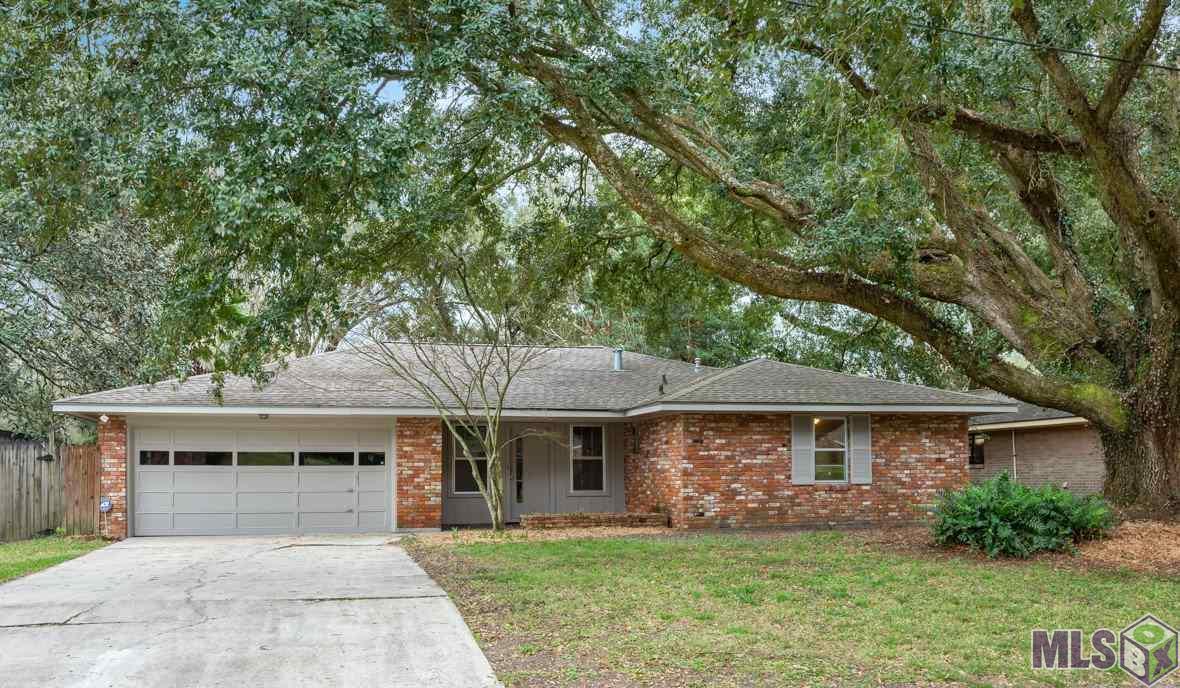 260 Maxine Dr - Photo 1