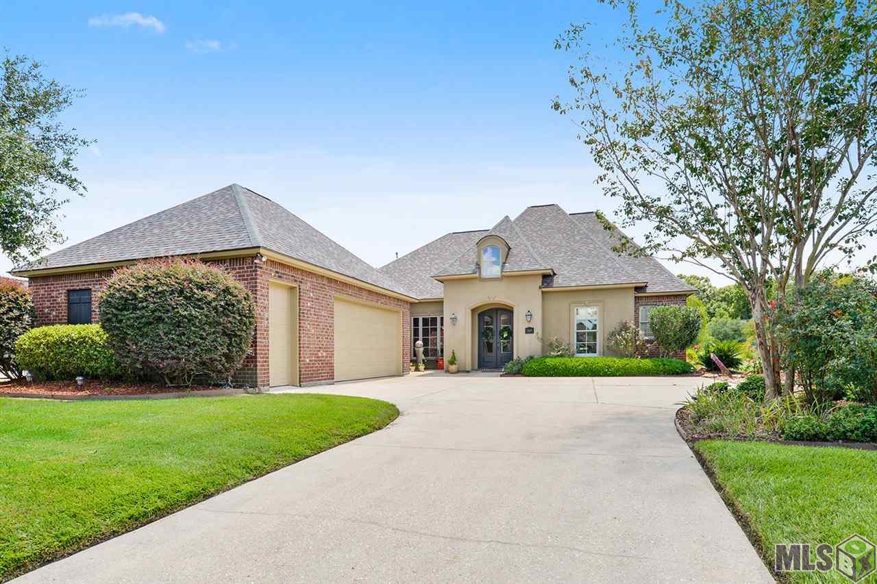 15319 Ariana Ave - Photo 1