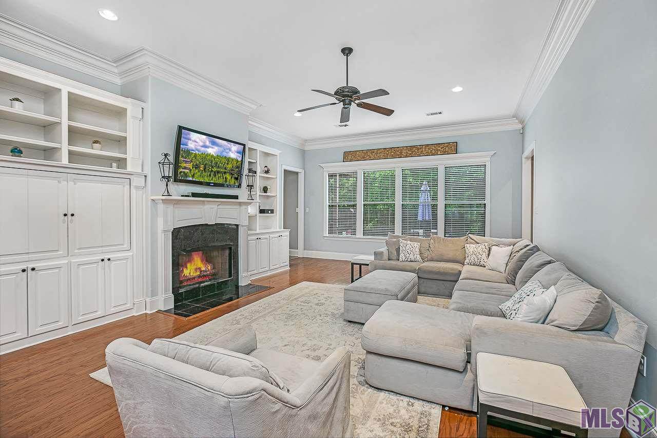 13627 Forest Lawn Dr - Photo 1