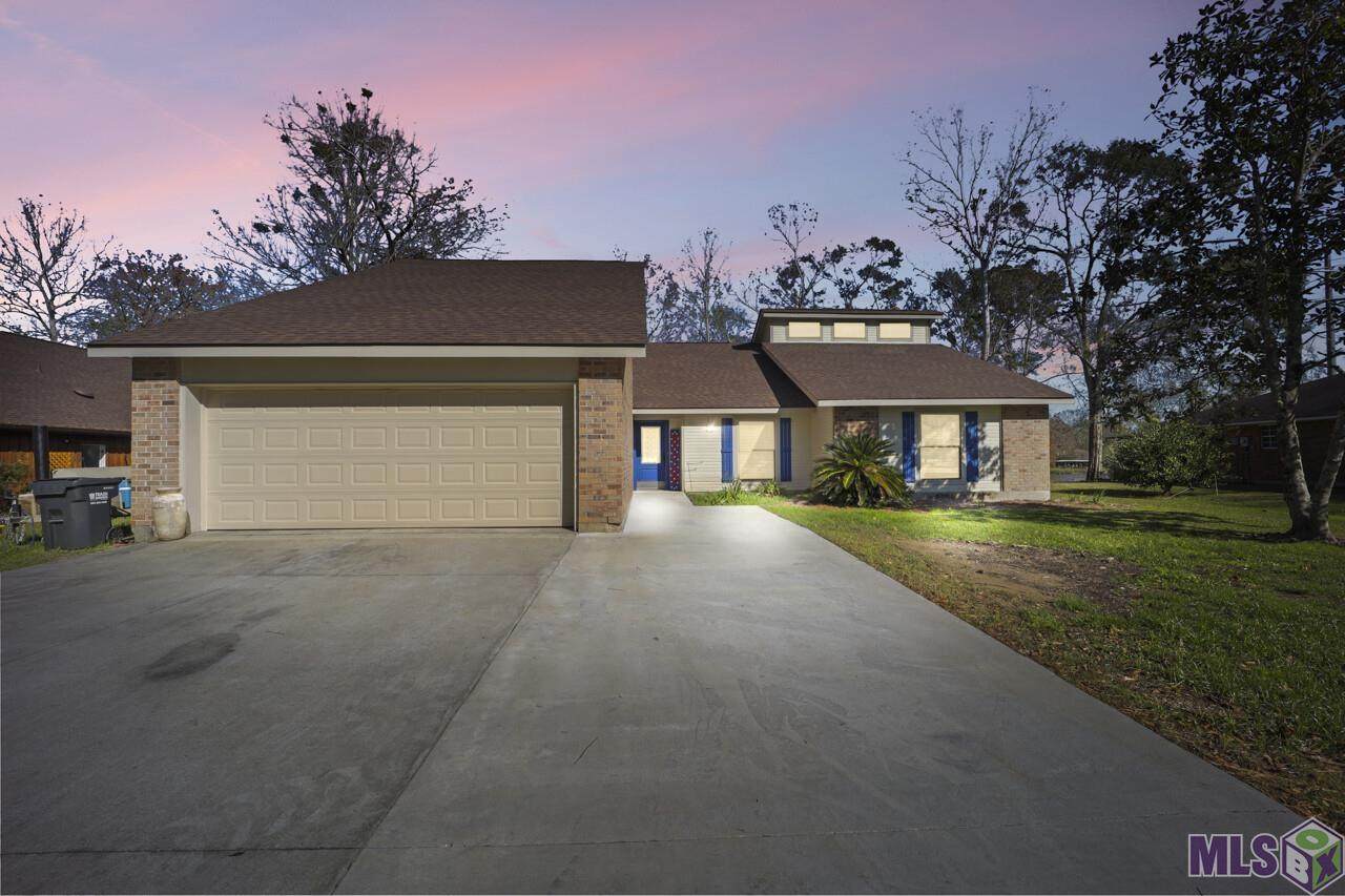 17506 Summerfield Rd North - Photo 1