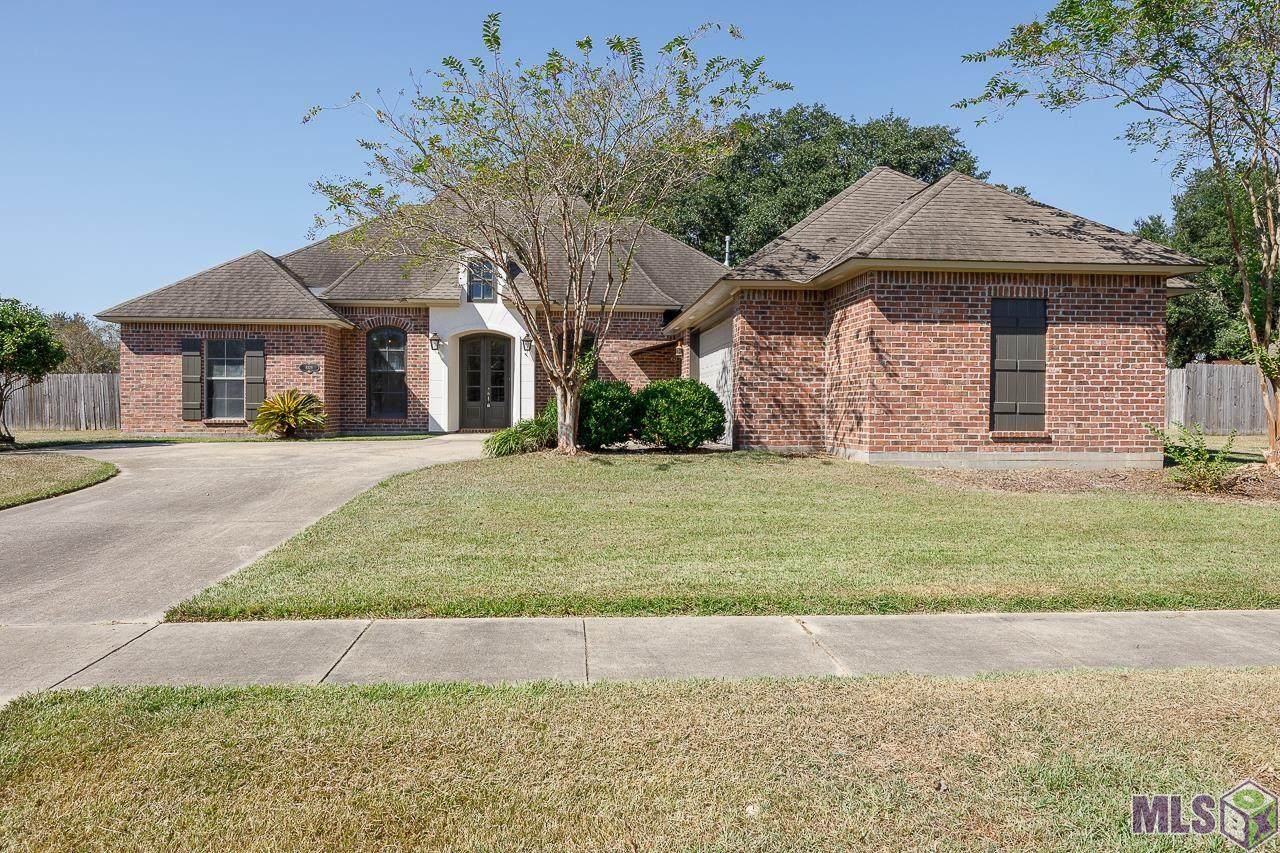 8329 Oakley Dr - Photo 1