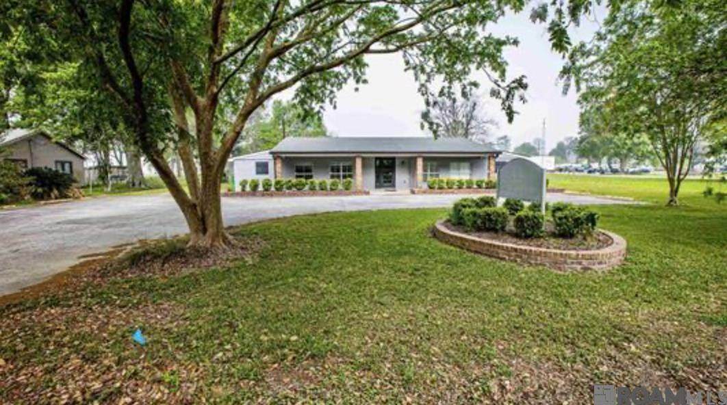 7427 Highway 1 South - Photo 1