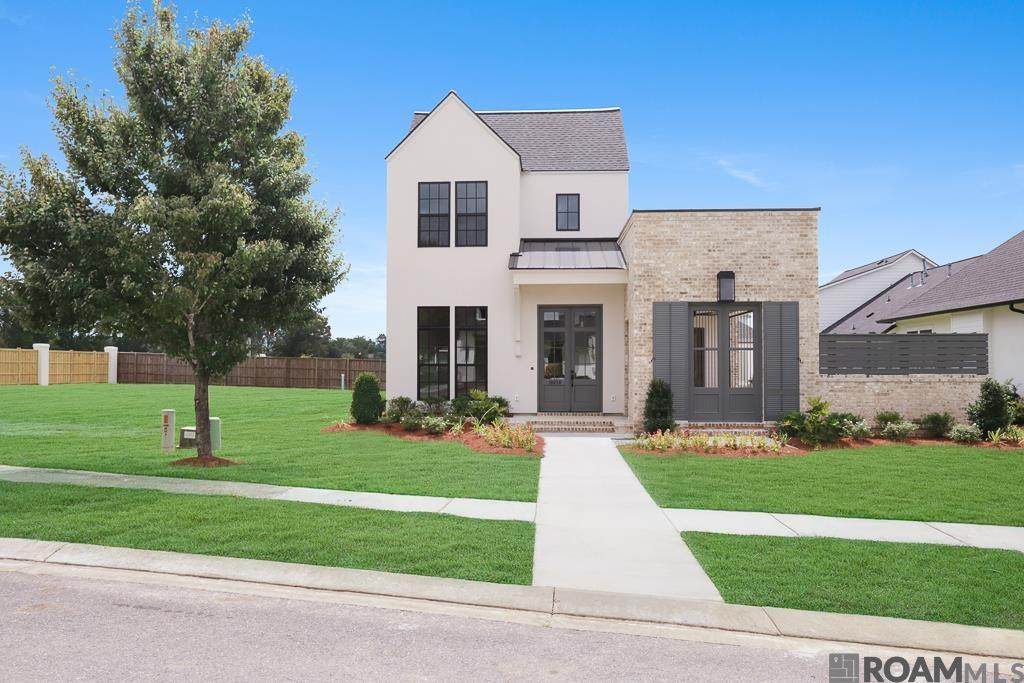 18658 Oakland Crossing Blvd - Photo 1