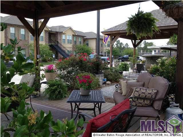 9413 Burbank Dr - Photo 1