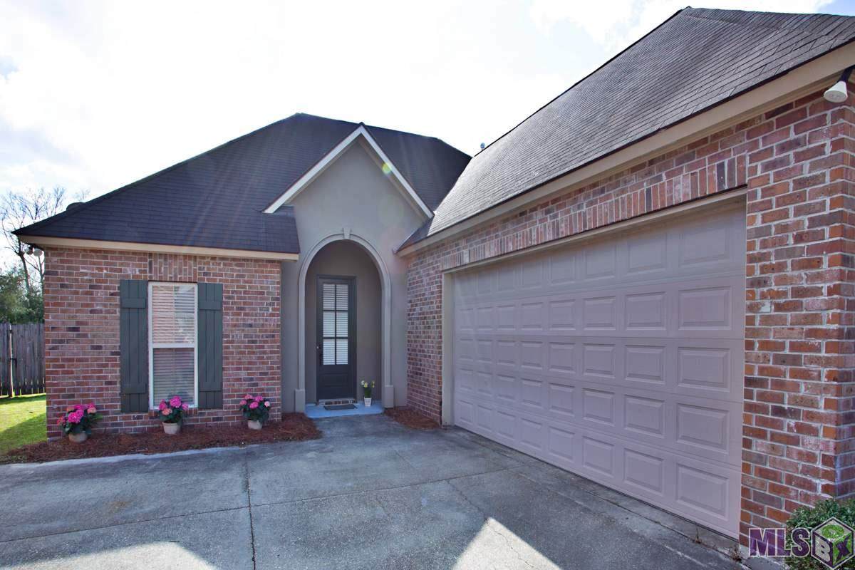 10126 Springtree Ave - Photo 1