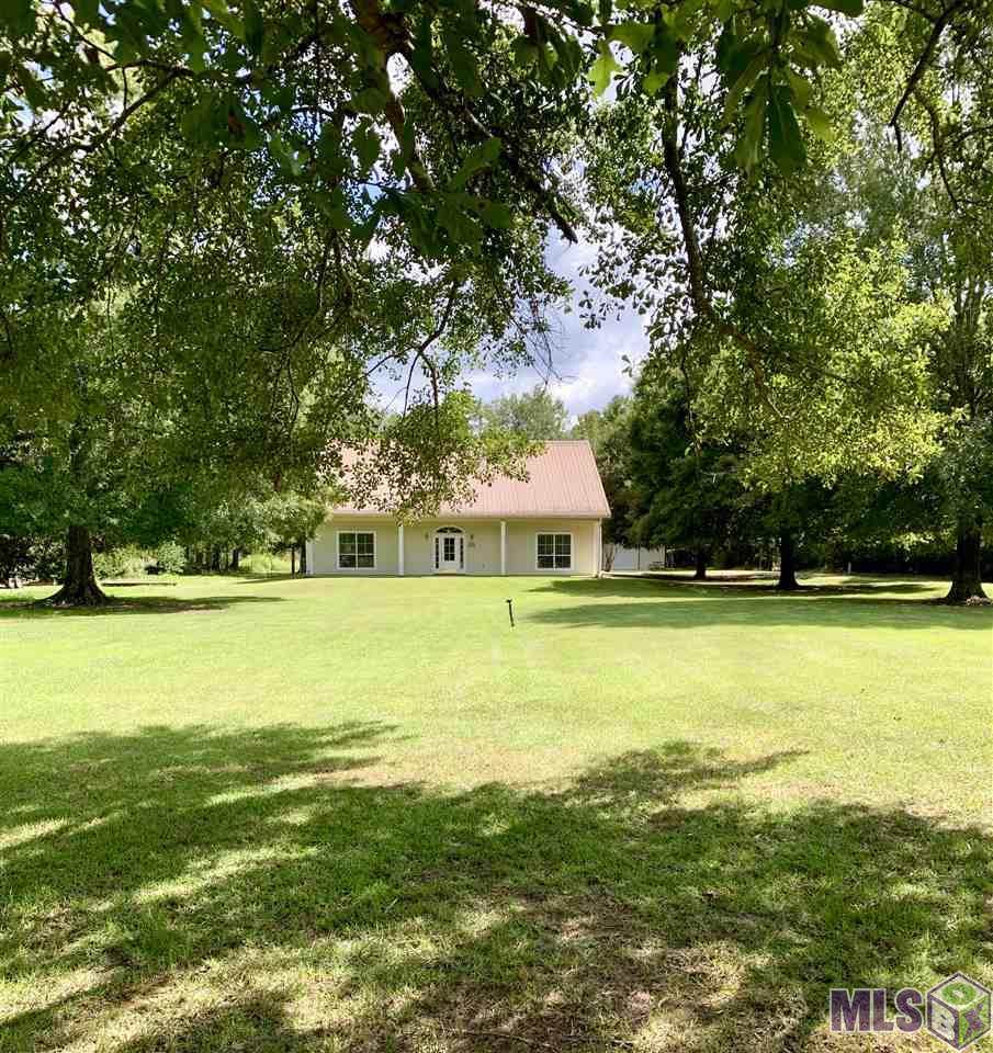 16534 Hooper Rd - Photo 1