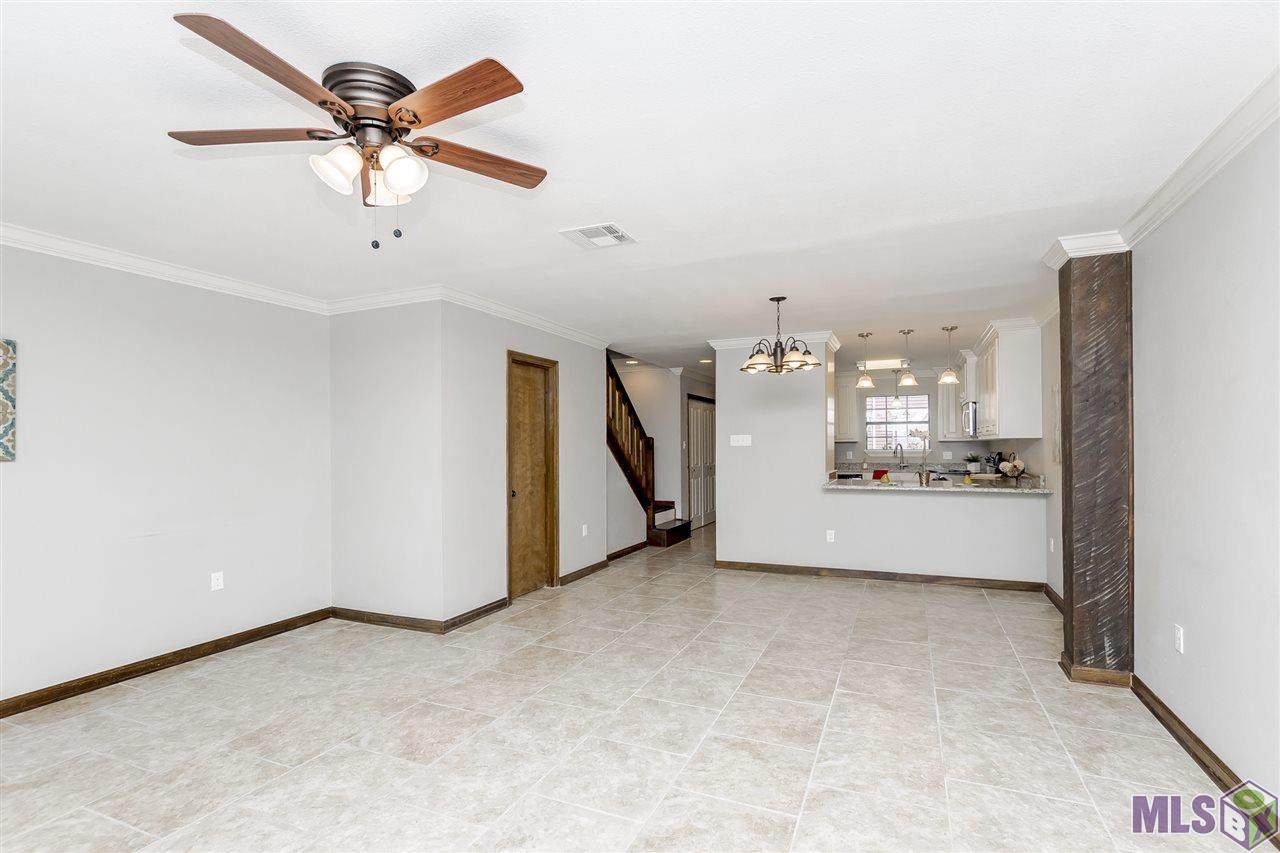 231 Lovers Ln - Photo 1