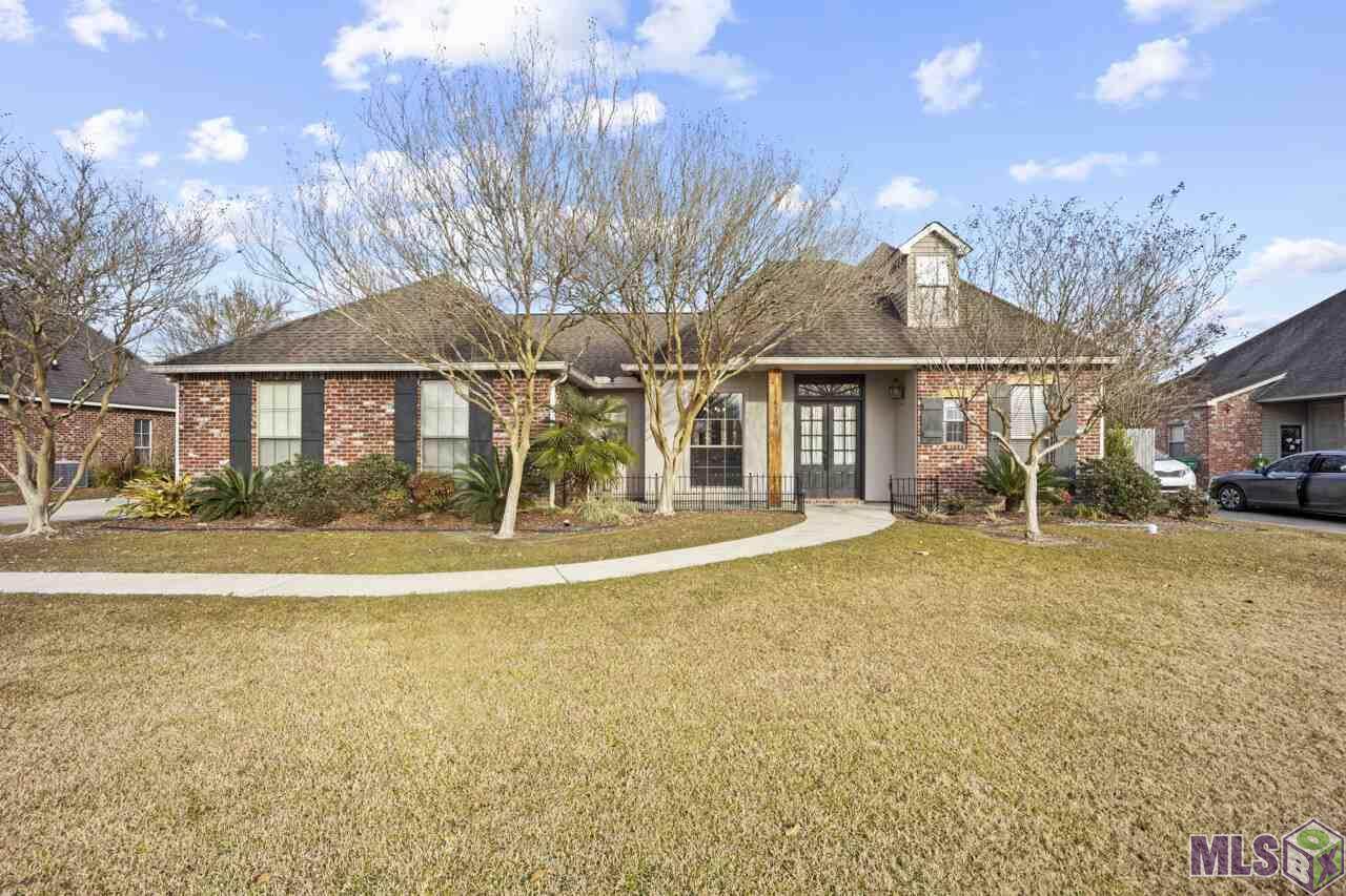 36330 Lucas Dr - Photo 1