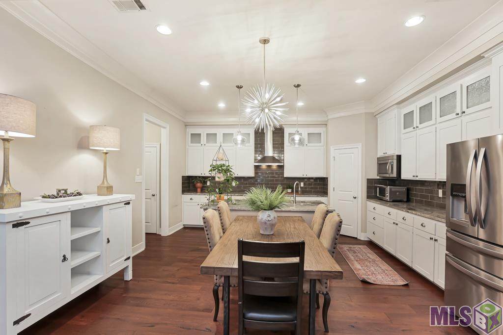 8172 Seville Ct - Photo 1