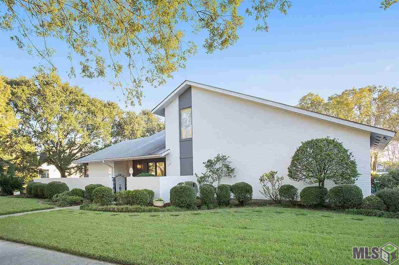 12426 Lake Sherwood Ave - Photo 1