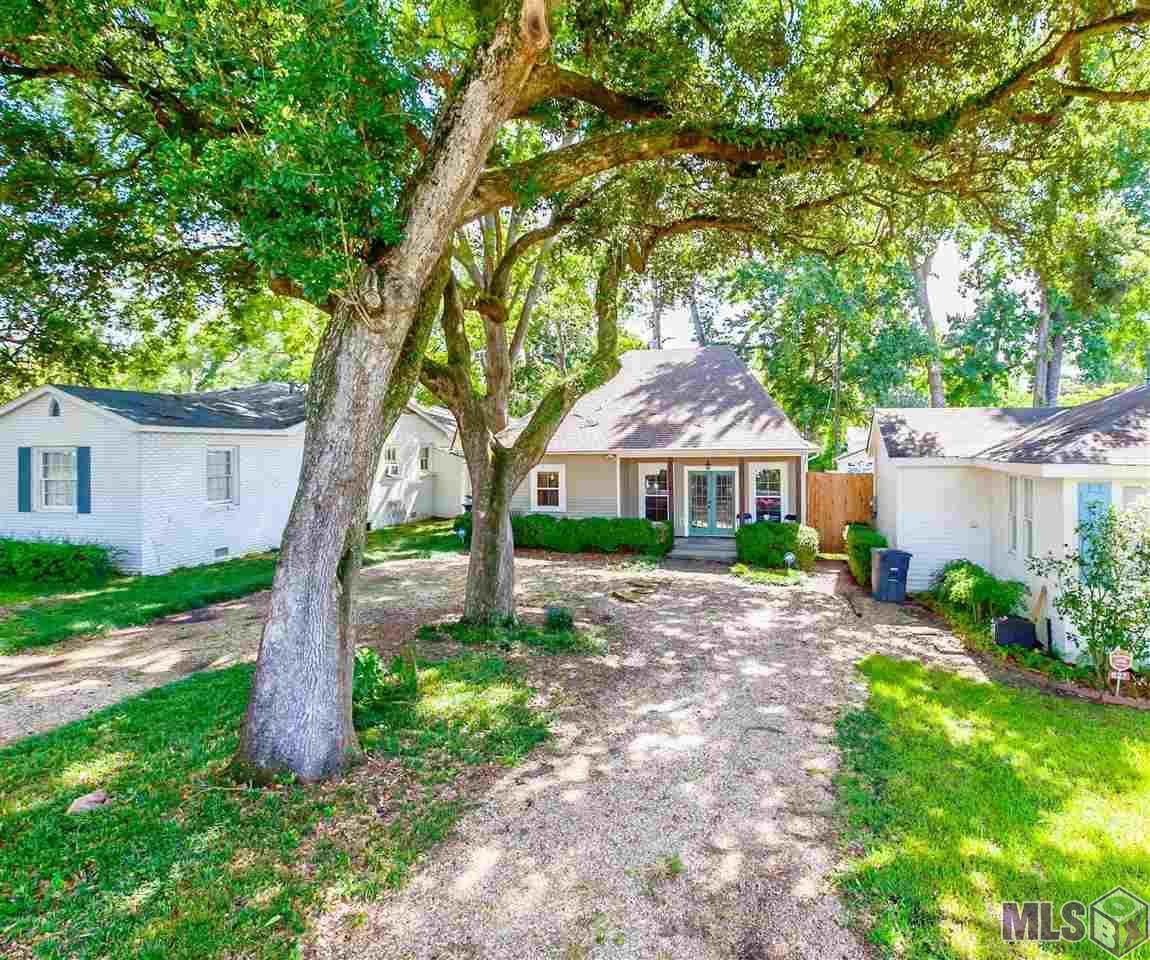 621 Mouton St - Photo 1