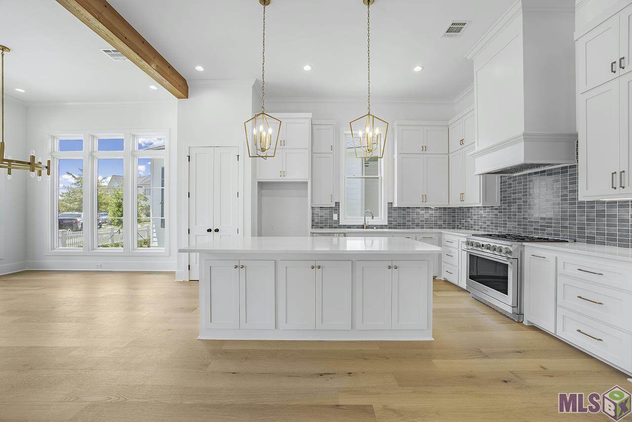 3191 Pointe-Marie Dr - Photo 1