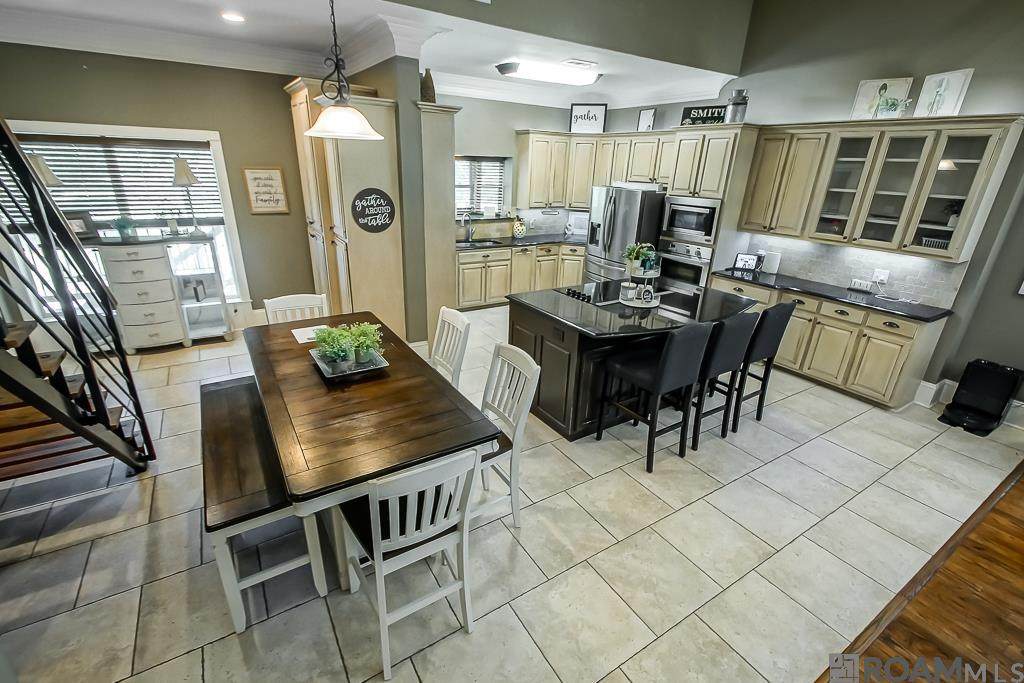 10373 Gurney Rd - Photo 1
