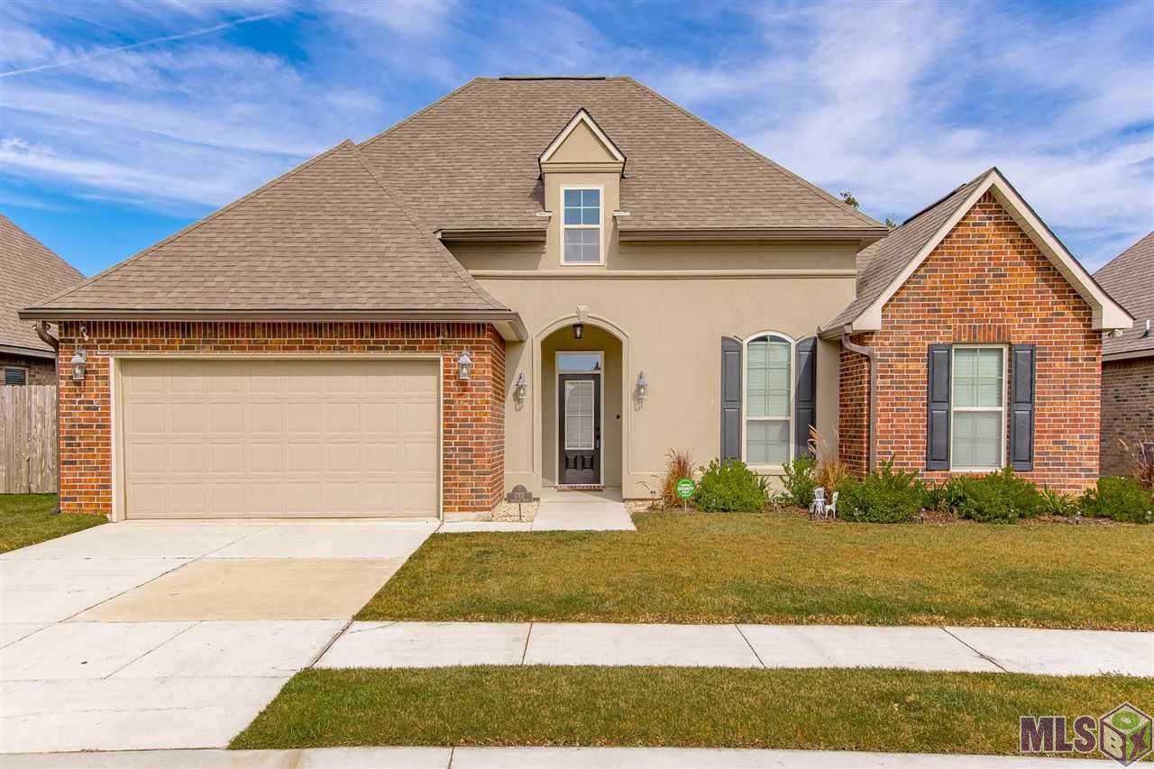 17831 Waterloo Dr - Photo 1