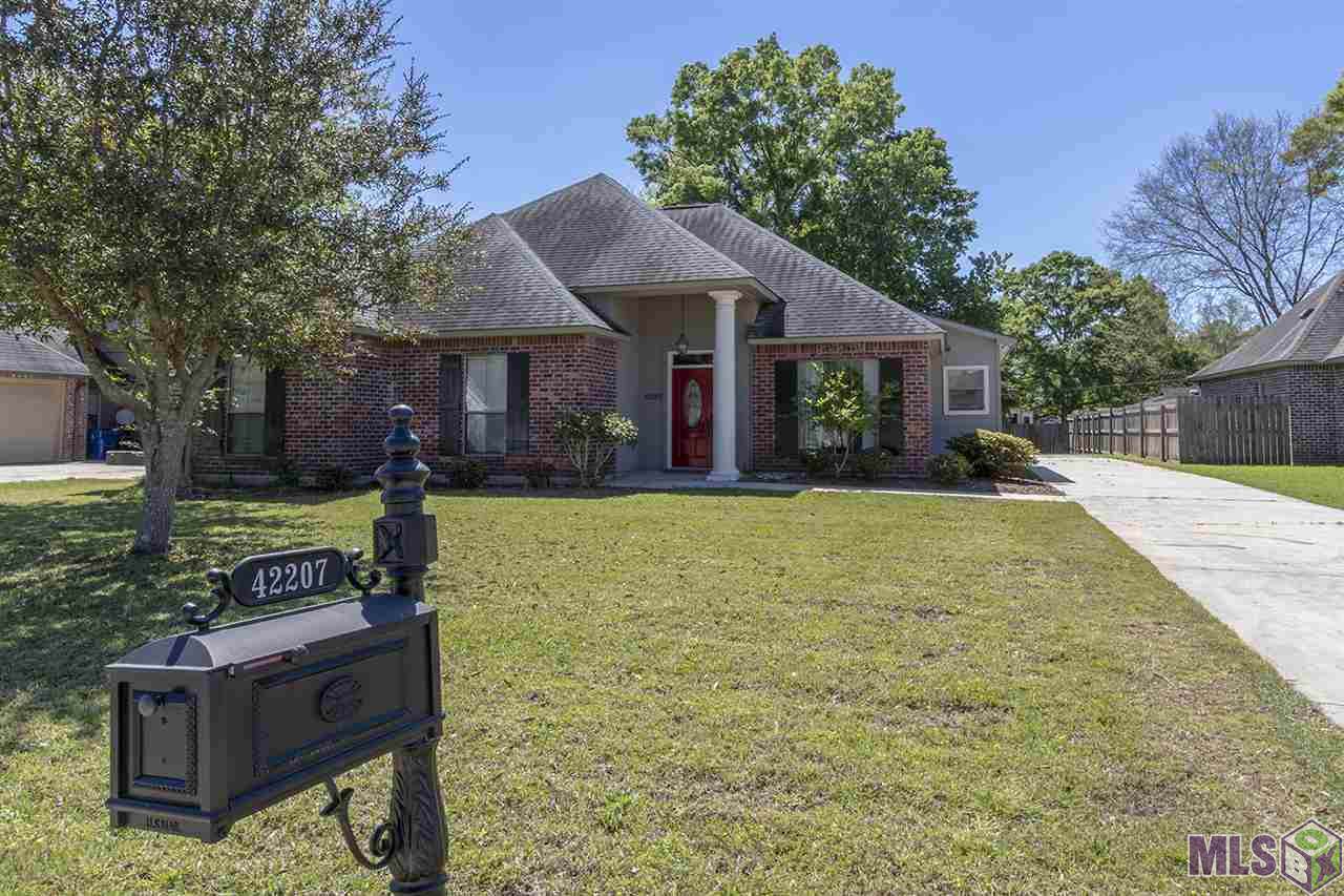 42207 Conifer Dr - Photo 1