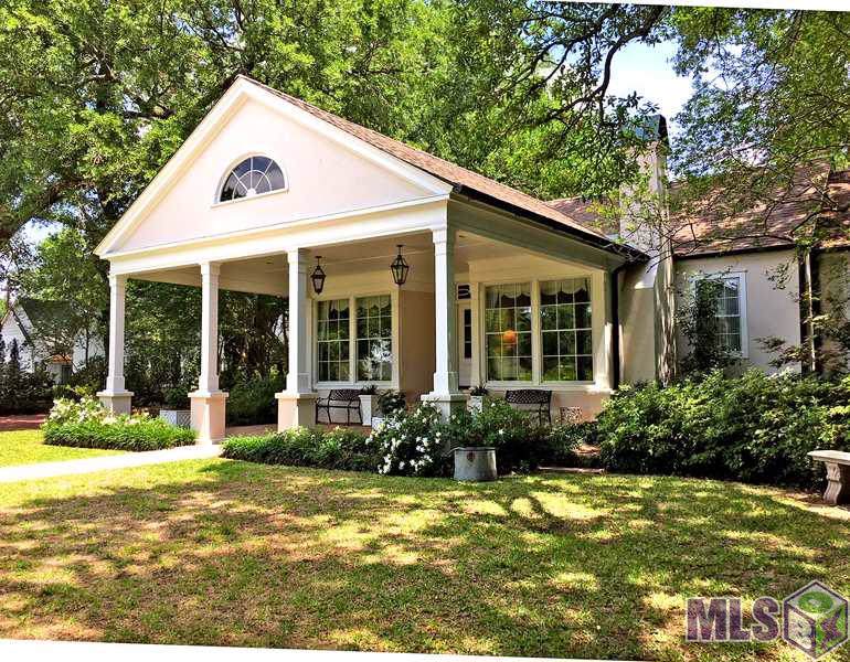 1560 Stanford Ave - Photo 1