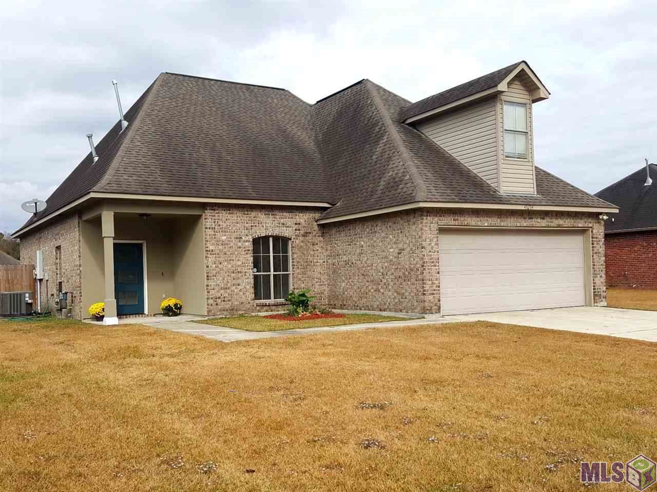 43234 Sycamore Bend Ave - Photo 1