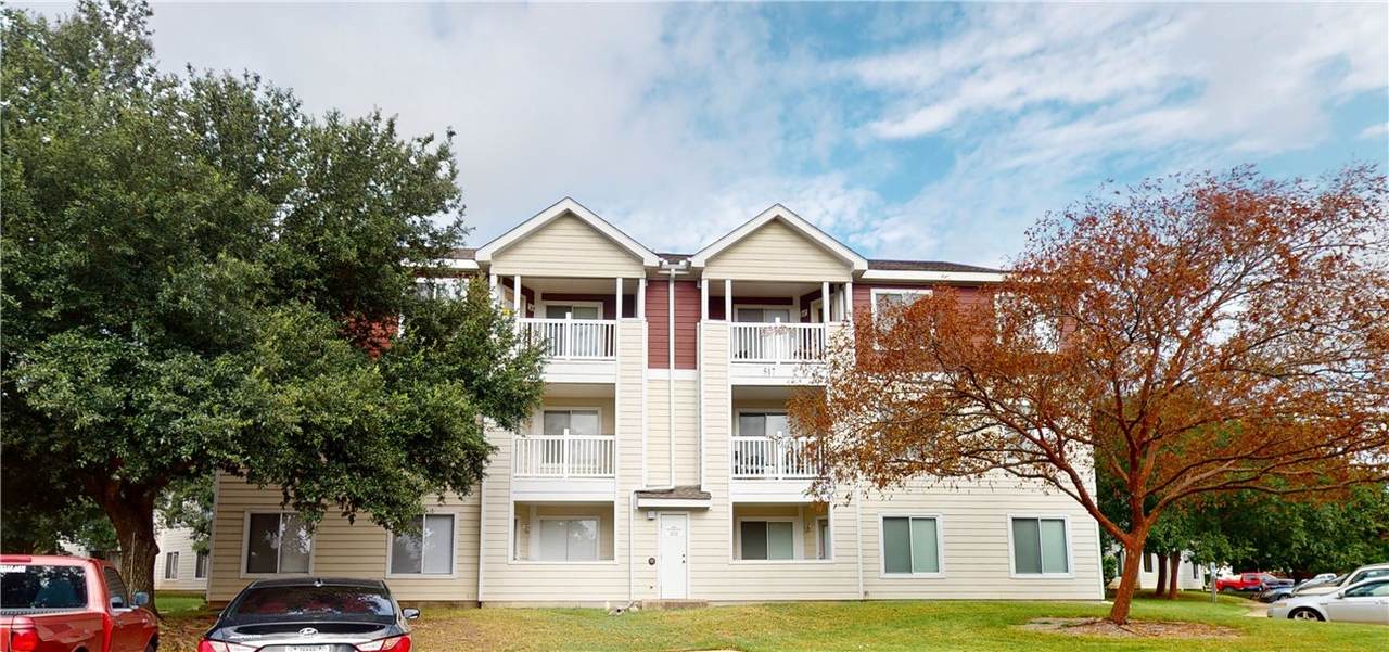 515 Southwest Parkway - Photo 1