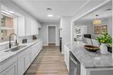 821 Vine Street - Photo 15