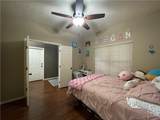 525 Oak Tree Lane - Photo 16