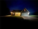 525 Oak Tree Lane - Photo 2