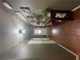 525 Oak Tree Lane - Photo 3