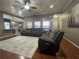 525 Oak Tree Lane - Photo 5