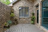 1302 Essex Green - Photo 34