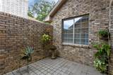 1302 Essex Green - Photo 36