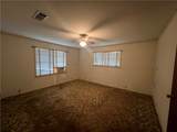 300 Elm - Photo 10