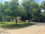 1303 Pecan Street - Photo 6