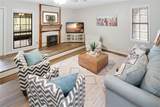 8010 Perry Lane - Photo 12