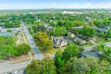 1112 Baker St - Photo 11