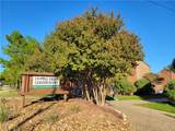 904 University Oaks Boulevard - Photo 11