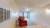 529 Southwest Parkway - Photo 4