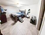 213-215 Yale Circle - Photo 6