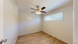 208 Lynn Drive - Photo 5