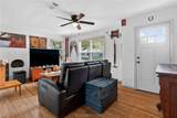 1505 Burt Street - Photo 3