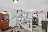 1505 Burt Street - Photo 7