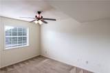 811 Yegua Street - Photo 5
