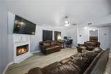 704 Riley Street - Photo 4